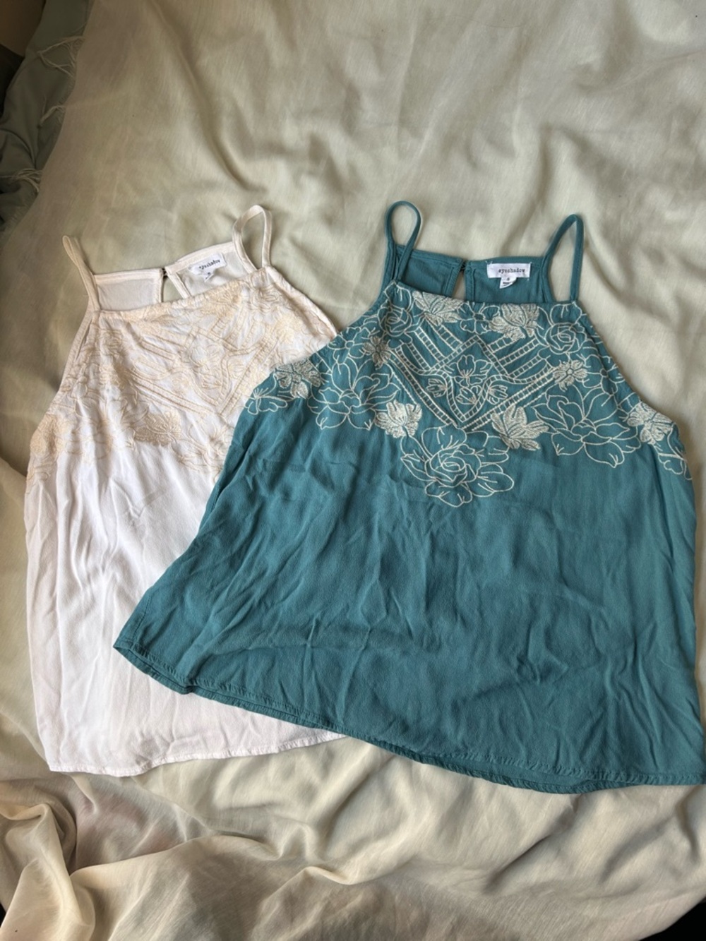 Eyeshadow White & Teal Embroidered Tank 2 piece Bundle Sz Small Y2K Boho Vtg Top